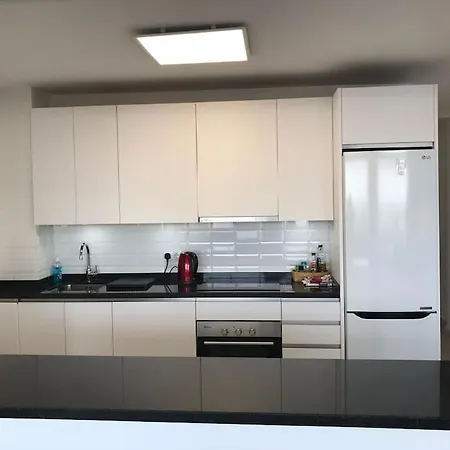 Beautiful Flat In For 6 Persons Apartment *
