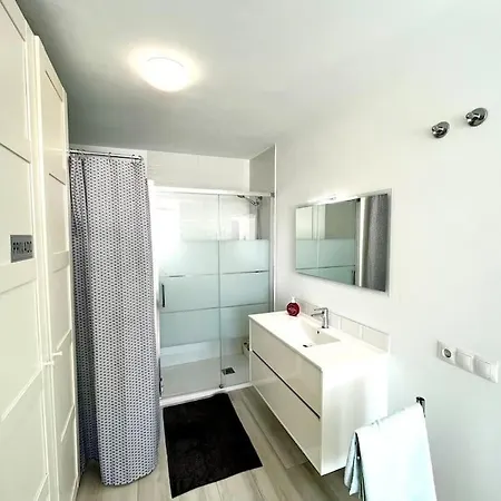 Beautiful Flat In For 6 Persons Marbella