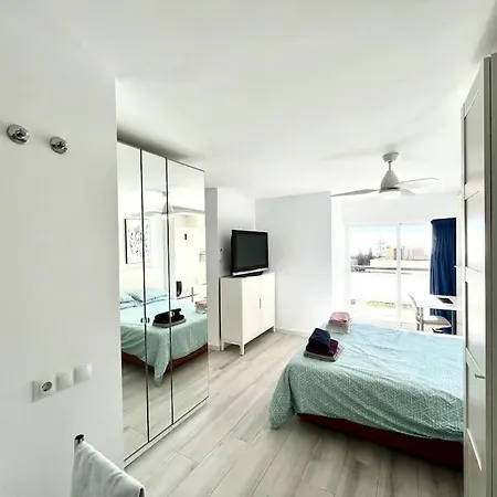 Beautiful Flat In For 6 Persons Apartment *